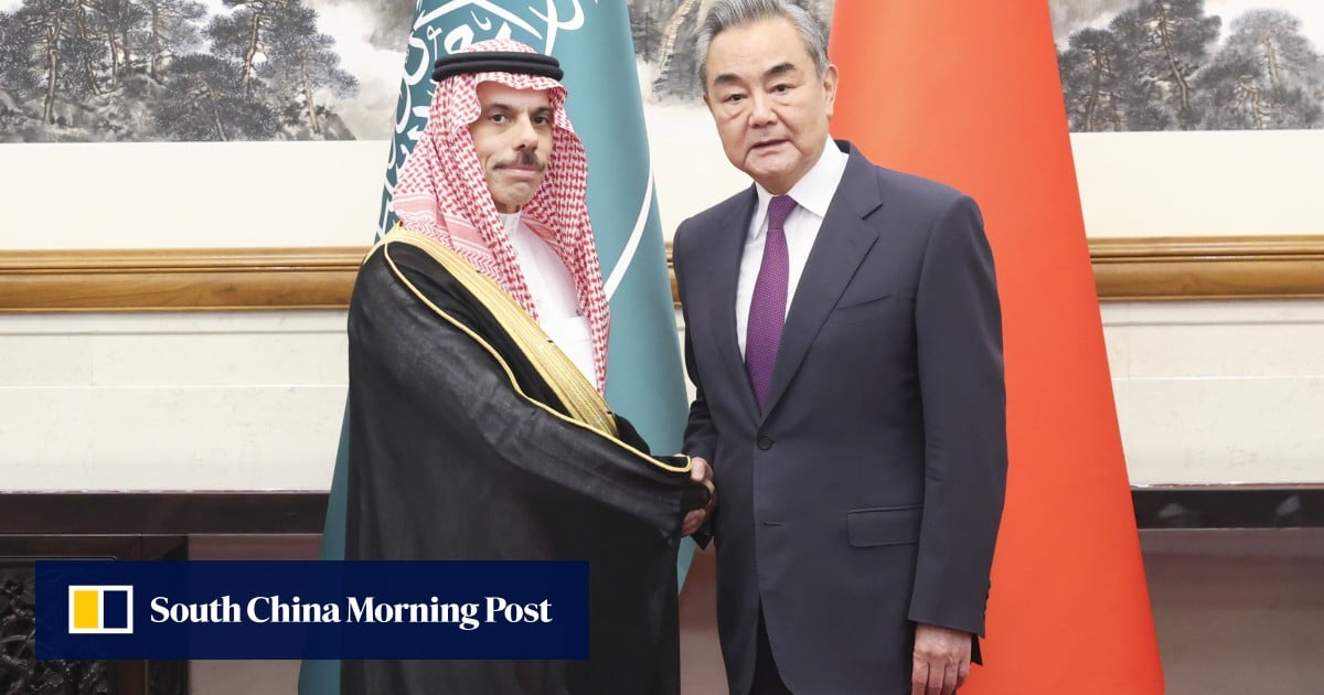 China’s Wang Yi Stresses Commitment to Middle East Discussions During Meeting with Senior Saudi Diplomat
