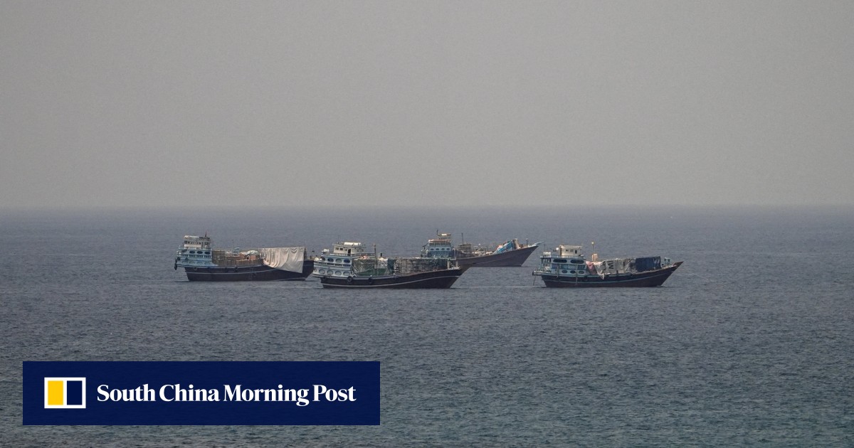 Minefields, stalled talks keep Strait of Hormuz in strategic limbo