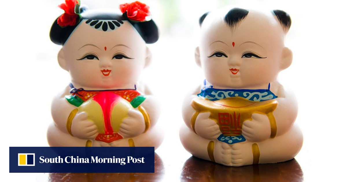 What are the hidden Buddhist symbols in Chinese Da A Fu figurines