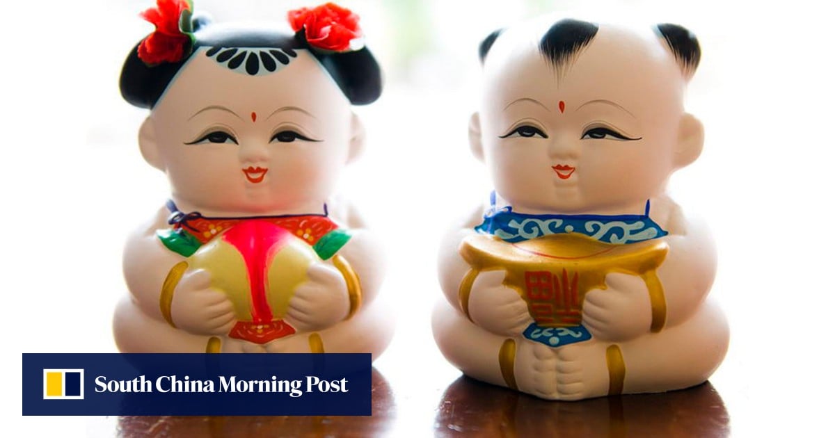 What are the hidden Buddhist symbols in Chinese Da A Fu figurines