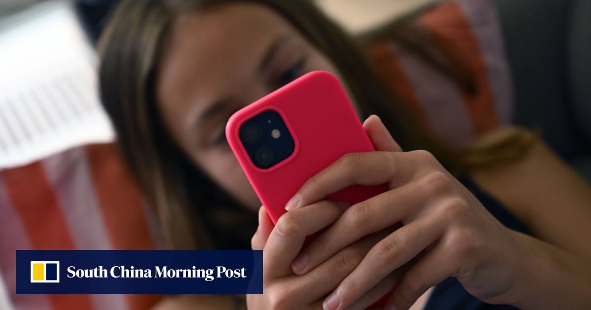 EU eyes social media curbs for children EU eyes social media curbs for children
