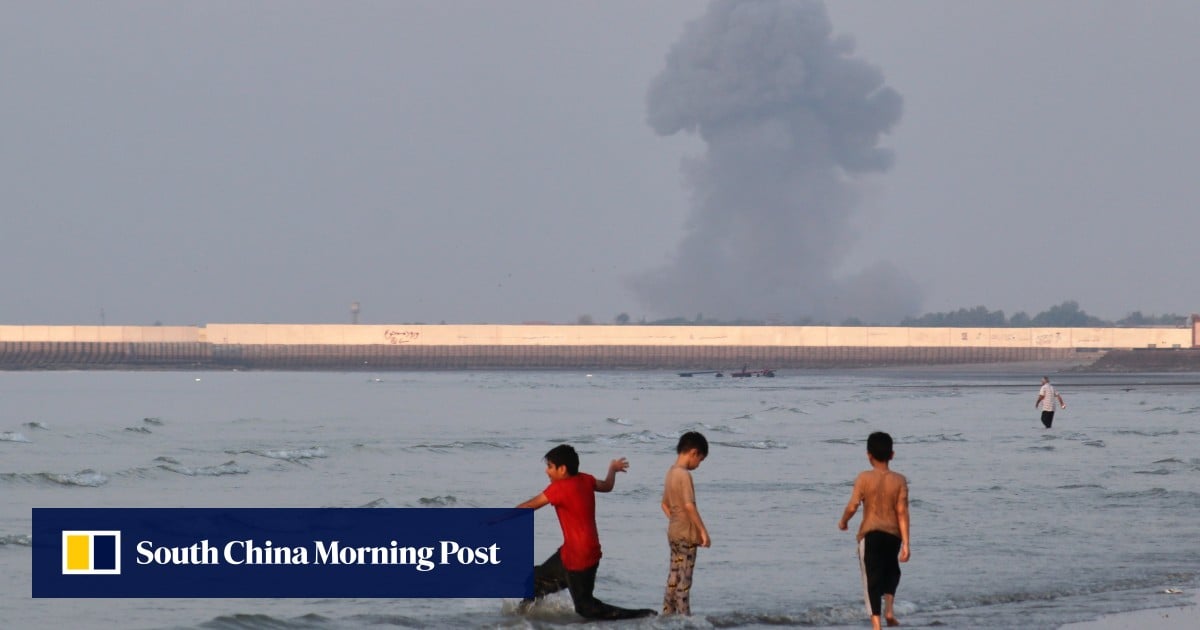 Update | US strikes Iran again as UAE tankers come under attack in Hormuz Update | US strikes Iran again as UAE tankers come under attack in Hormuz