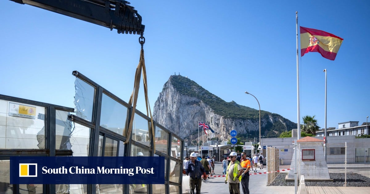 Gibraltar and Spain end border checks in historic UK-EU treaty Gibraltar and Spain end border checks in historic UK-EU treaty
