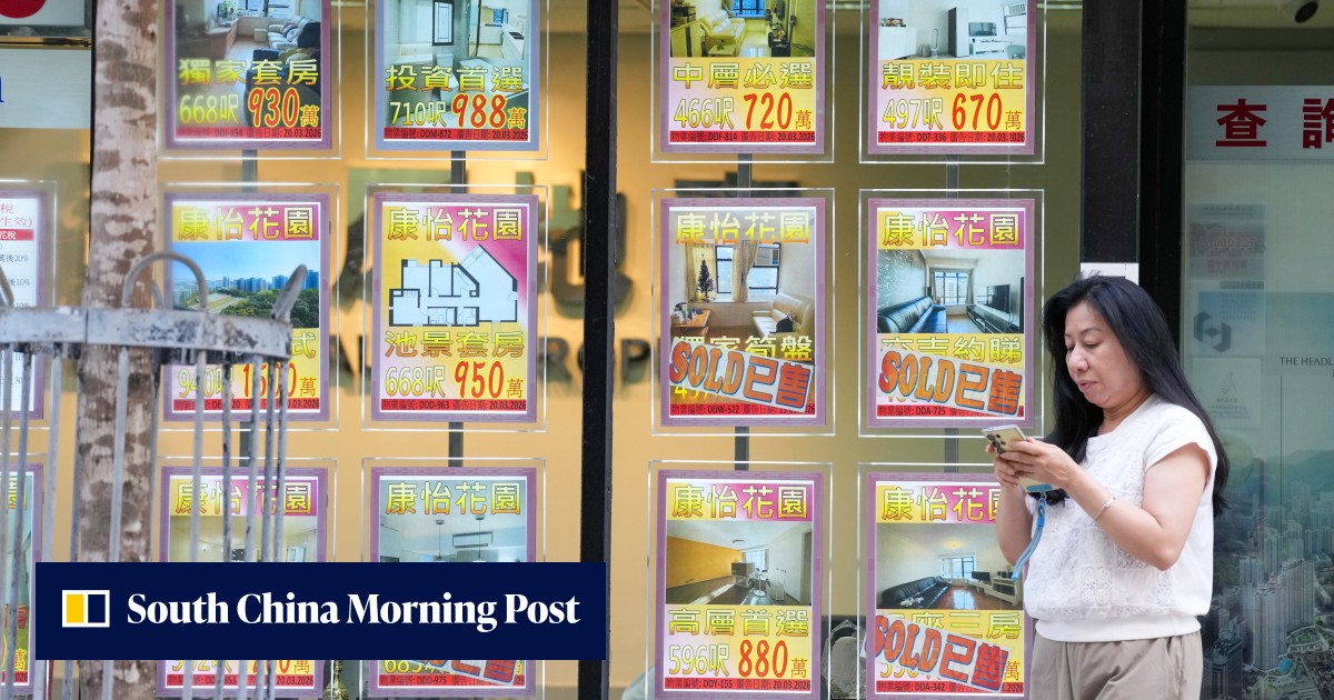 Hong Kong Property Volume Jumps 34% as Prices Rise