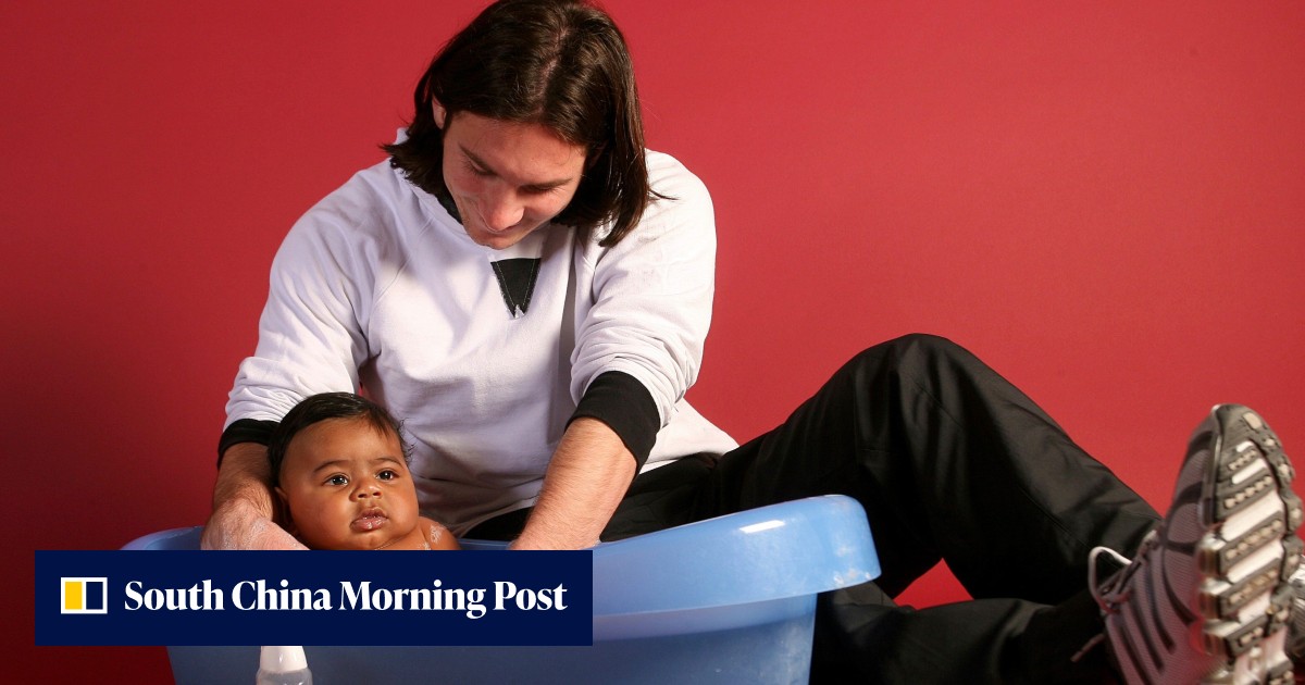 2 stars and a bathtub: when World Cup leading men Lionel Messi ...