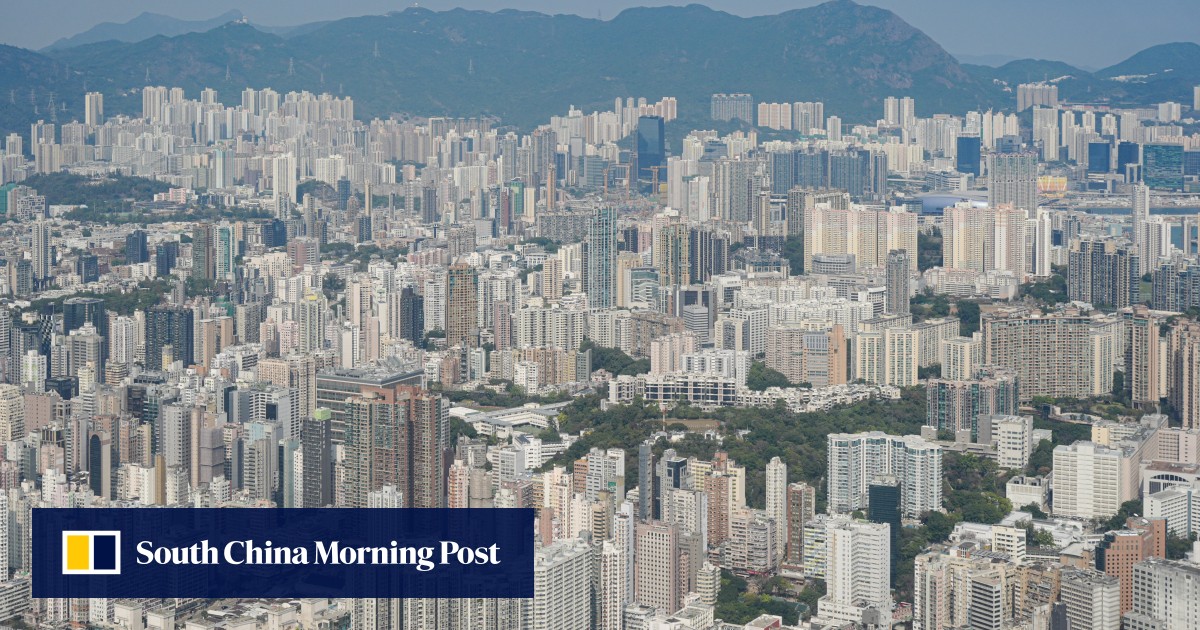 Thị trường cho thuê tại Hong Kong thu hút ngày càng nhiều nhà đầu tư, với nhiều người mua sỉ căn hộ (Ảnh: SCMP/Eugene Lee)