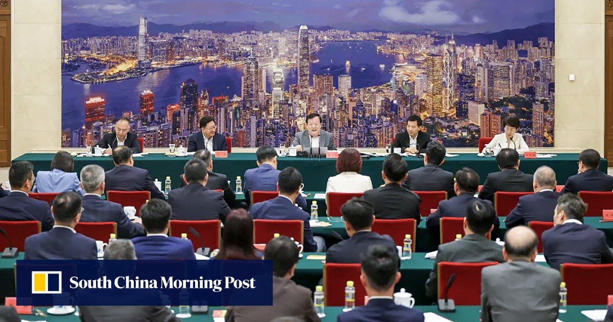Xia Baolong urges lawmakers to ‘assume a greater role’ in helping Hong Kong leader