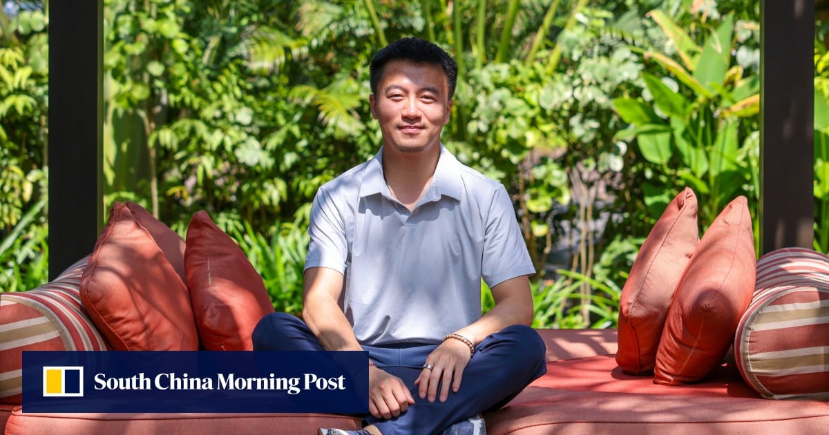 Zhou Yuxiang, founder and CEO of Black Lake Technologies, đã tận dụng shipper đồ ăn để triển khai giải pháp AI trong các nhà máy Trung Quốc (Ảnh: Nora Tam).