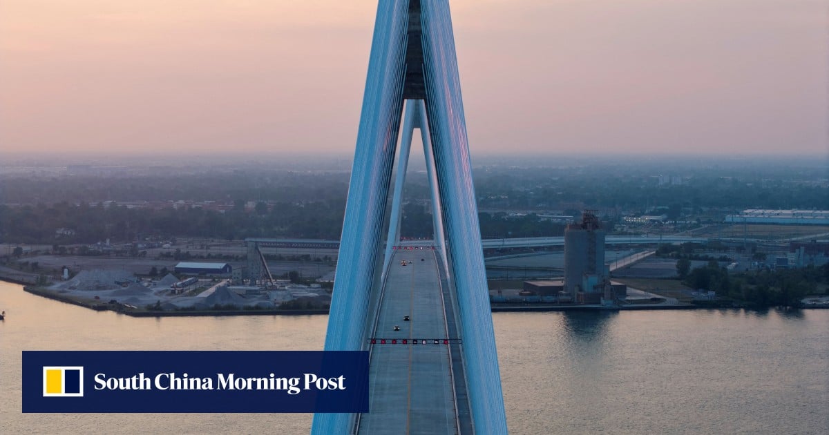New US-Canada bridge opens as trade tensions test ties New US-Canada bridge opens as trade tensions test ties
