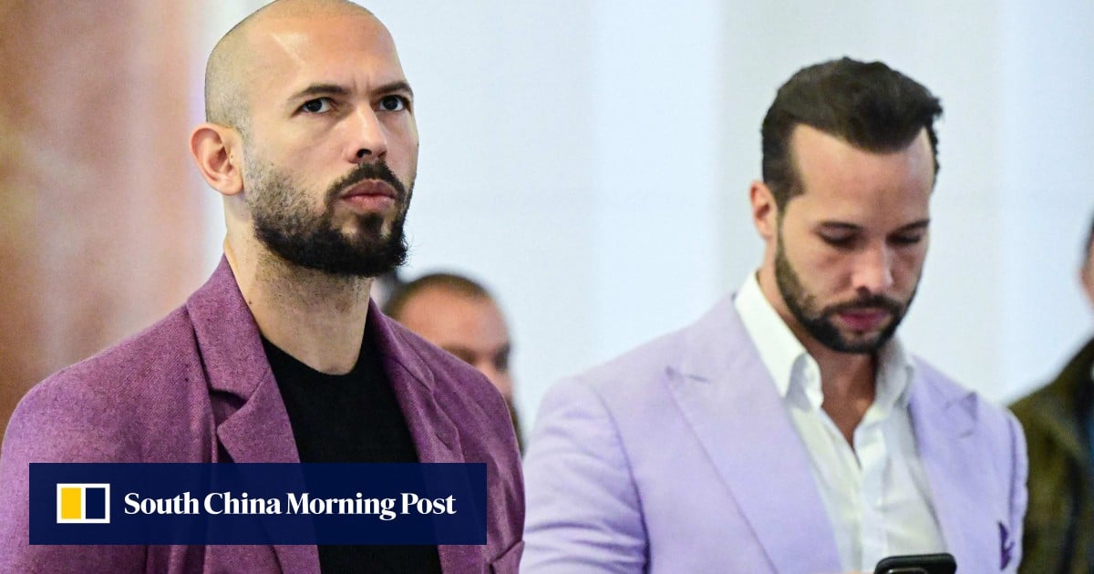 Tate brothers to stay in US jail for 2 more weeks amid UK extradition fight