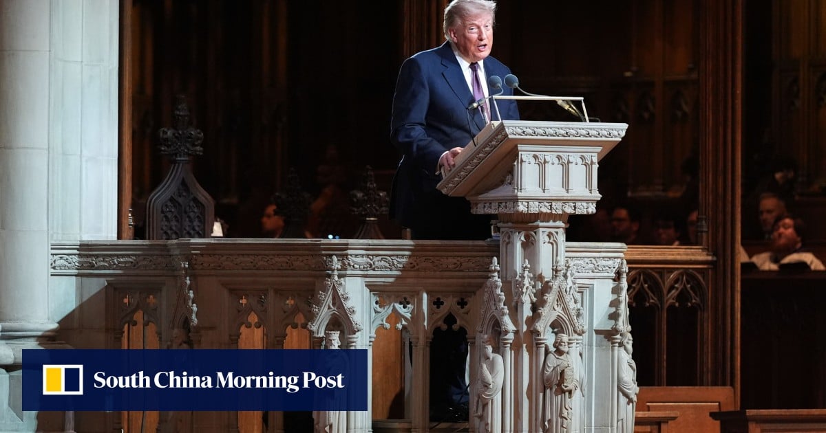 Trump mourns Lindsey Graham as war hawk, golfing buddy at Washington funeral