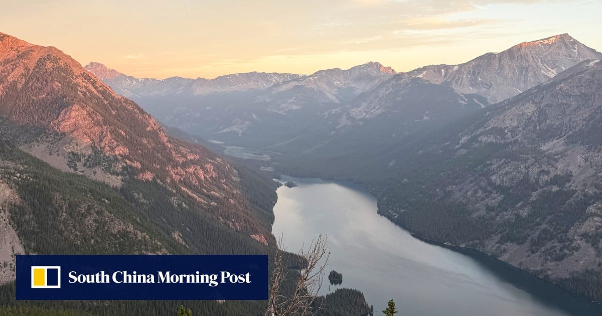 US man hikes out of mountains for help after being impaled by trekking pole US man hikes out of mountains for help after being impaled by trekking pole