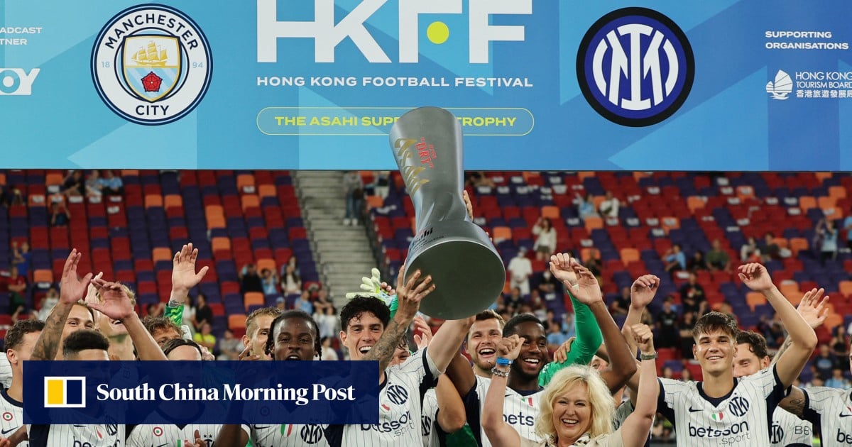 Manchester City e Inter Milan giocano a Hong Kong, Maresca osserva la partita dalla panchina