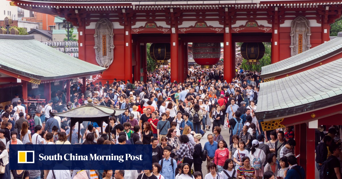 Japan proposes tougher income rules for permanent residency