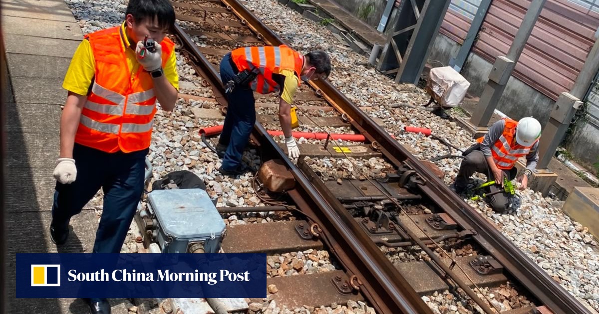 MTR passengers face up to 30-minute delays after Hong Kong signal fault
