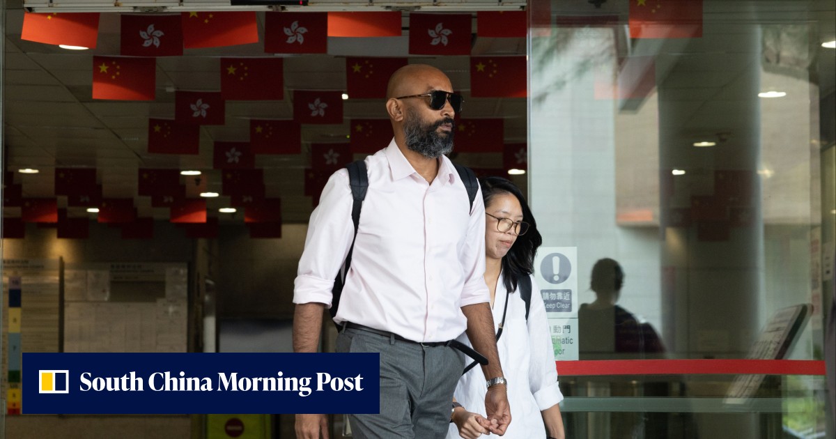 HKU virologist spared conviction for assaulting man and damaging his phone