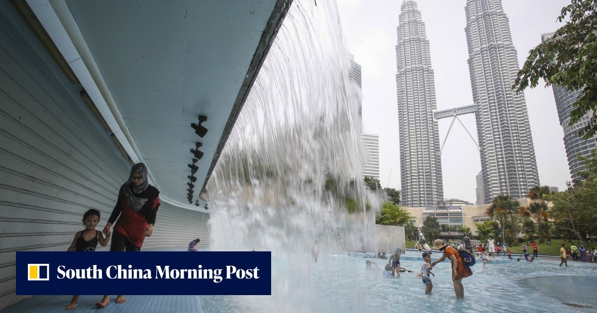 Malaysian mothers defend emergency leave amid single workers’ gripes