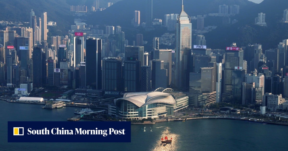 Beijing urges mainland insurers to invest in Hong Kong-listed ETFs