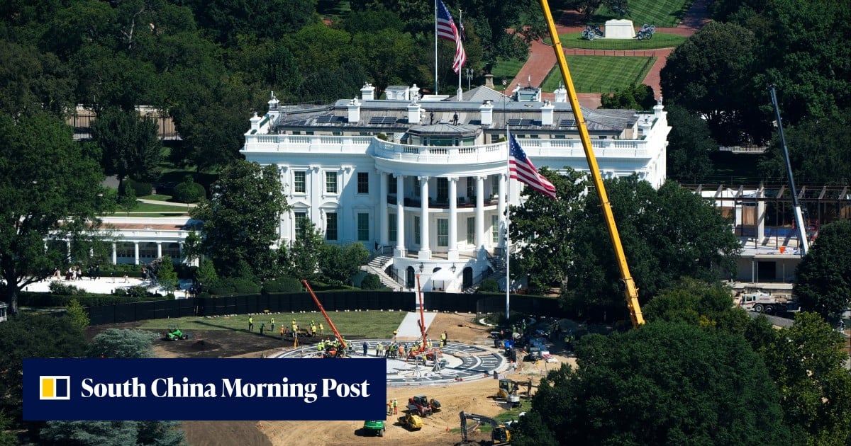 US Supreme Court lets Trump continue work on White House ballroom for now