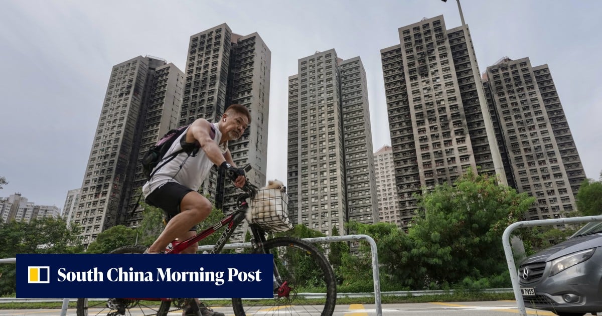 政府仍在權衡是否限制授權投票者，官員表示