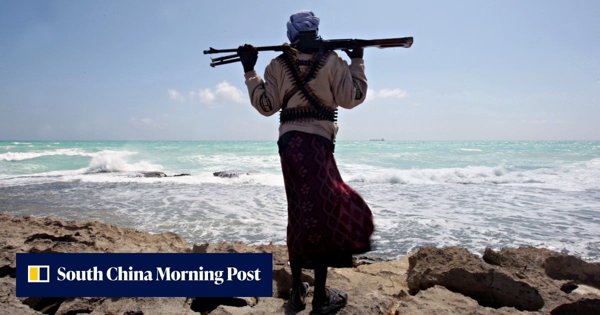 20 sailors kidnapped by Somali pirates near Yemen on US-sanctioned ship