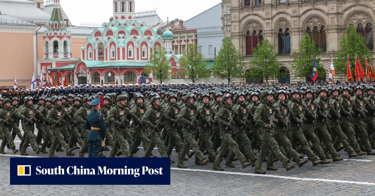 Putin wants to draft 300,000 new troops for war, Ukraine’s Zelensky says