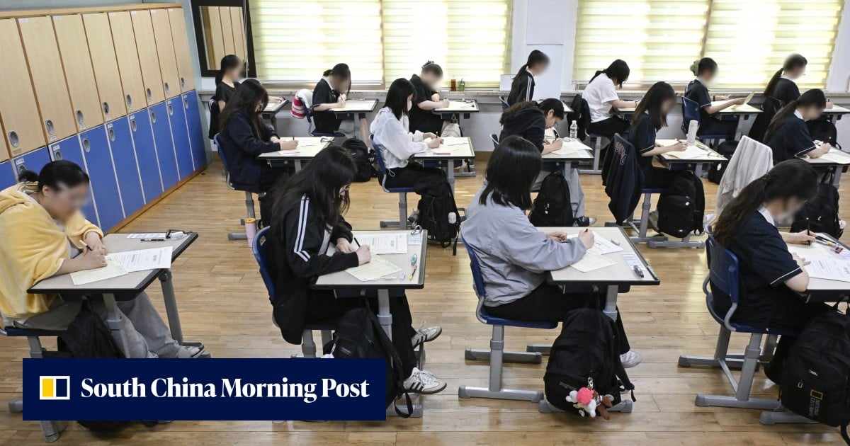 AI smart glasses force South Korea to rewrite its exam rules