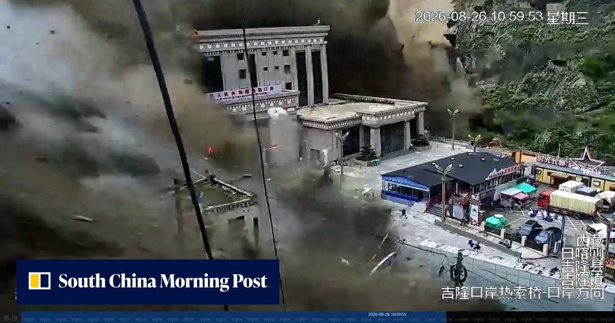 Massive landslide destroys China-Nepal border crossing