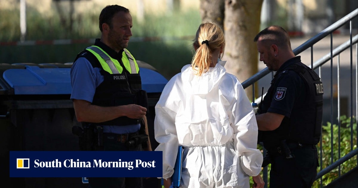 2 dead in school attack near Berlin