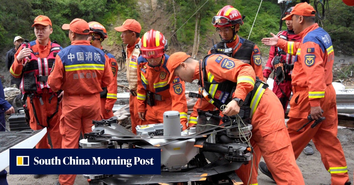 China-Nepal disaster death toll nears 500 as lake overflow threatens rescue work