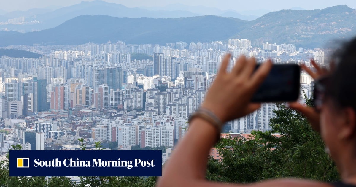 South Korean court rules banging on ceiling, calling to complain considered stalking