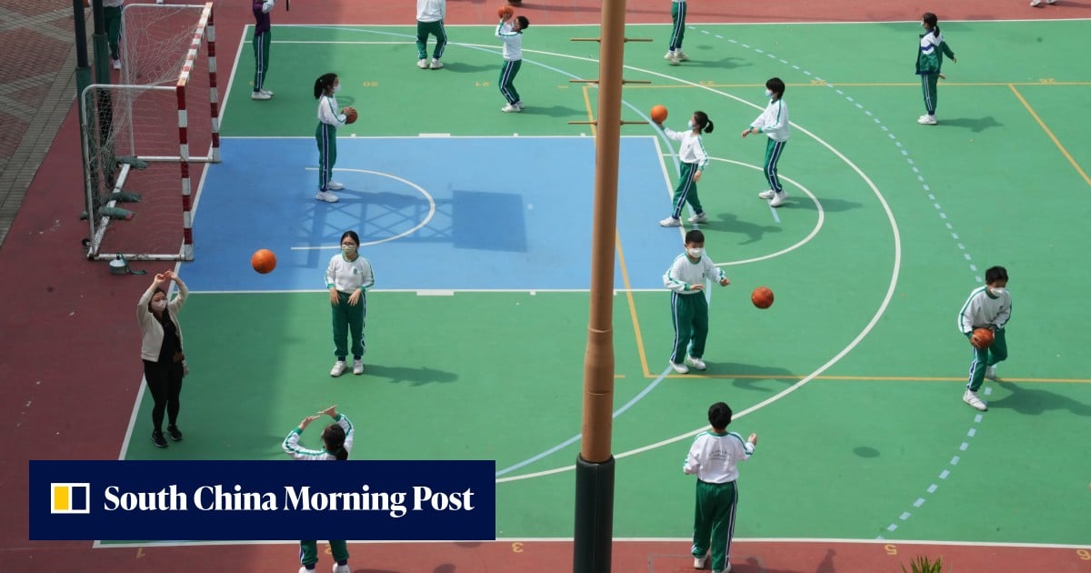 Scuole di Hong Kong ricevono suggerimenti per migliorare l'offerta educativa per studenti di alto livello