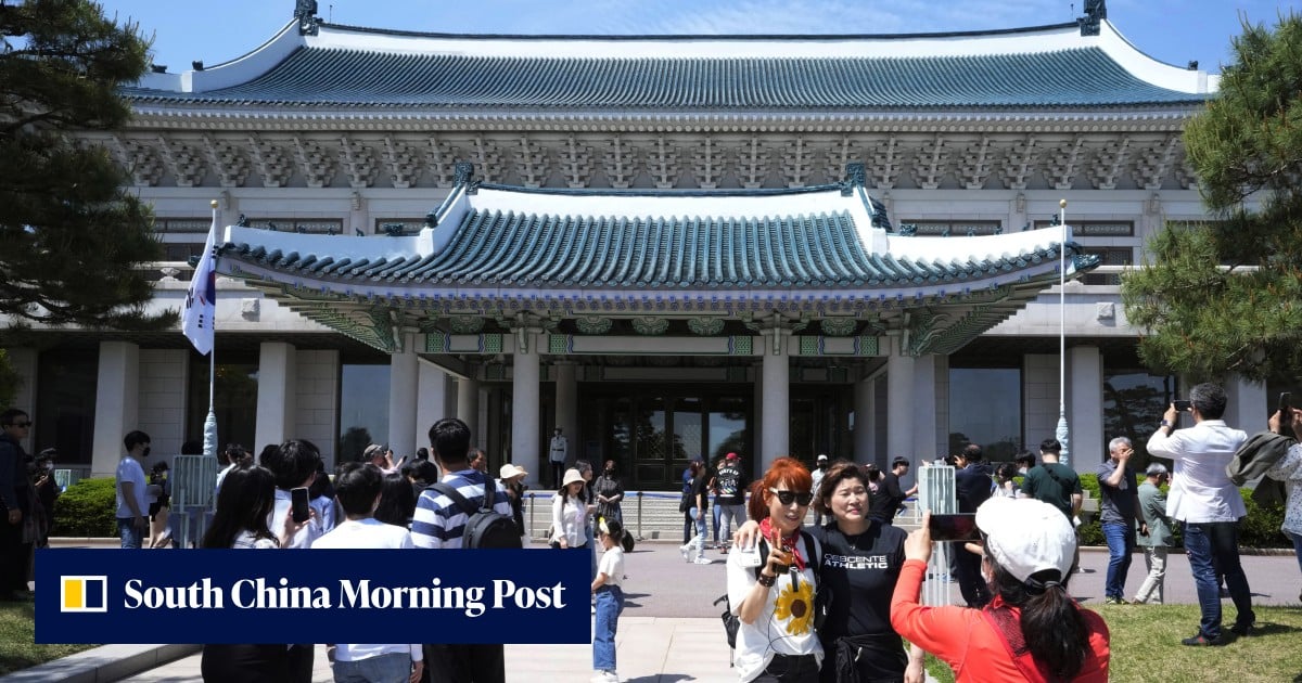 South Korea’s top presidential aide resigns following cabinet reshuffle