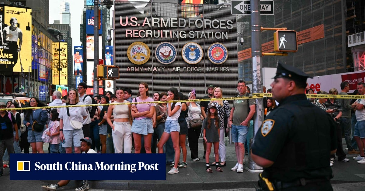 Woman shot by US police after 2 people stabbed in New York’s Times Square