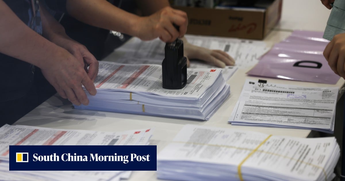 Ex-official among 33,019 who failed to complete eTAX filings amid unclear wording