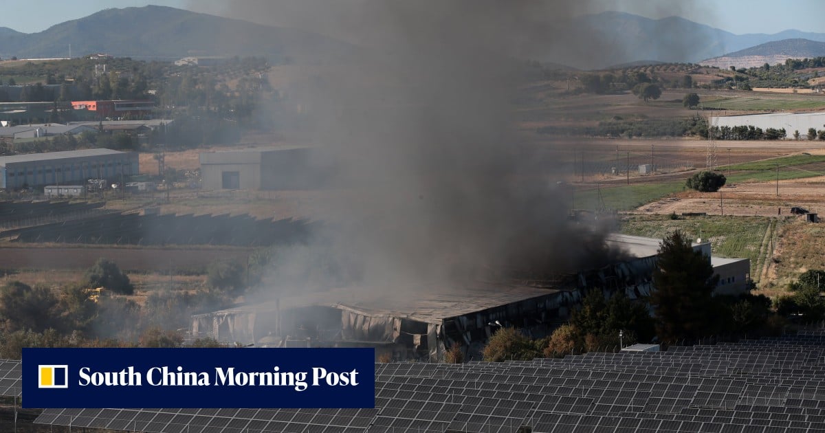 2 pilots killed after Greek air force plane crashes at annual air show 2 pilots killed after Greek air force plane crashes at annual air show