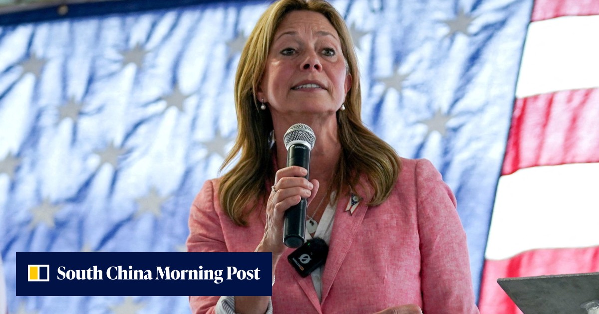 Armed man arrested after charging towards Ohio governor candidate