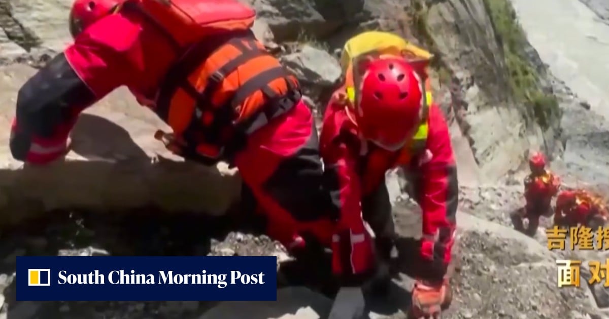 In Gyirong Port, small items speak of the human cost of the China-Nepal disaster