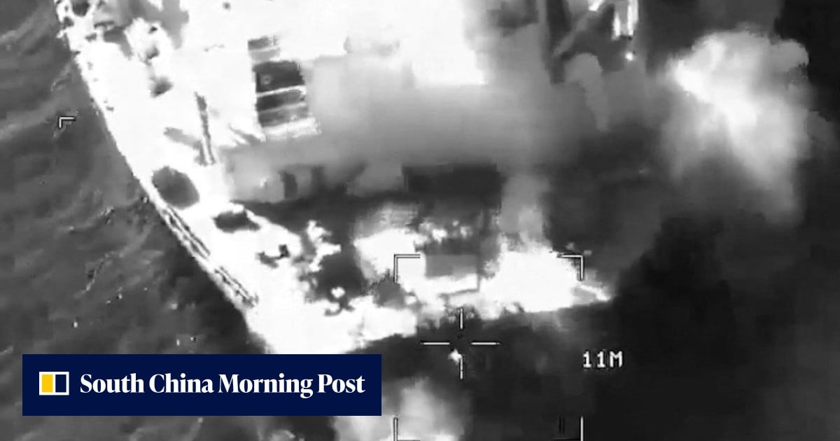 US strikes Iranian tankers after more attempted missile attacks on Navy warship