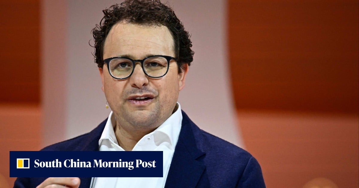 Anthropic boss calls for AI slowdown after researcher’s superintelligence warning