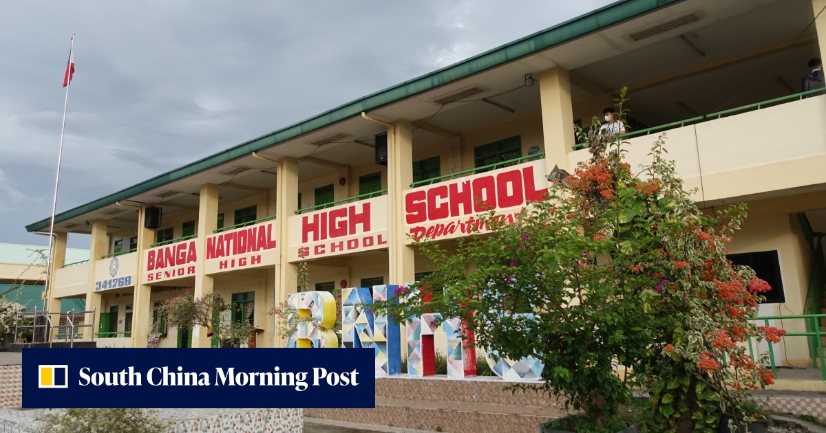 At least 1 dead, 4 injured in Philippine high school shooting