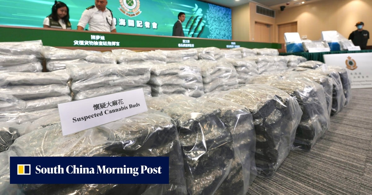 Customs seizes record HK$125 million worth of marijuana shipped by sea, arresting 3