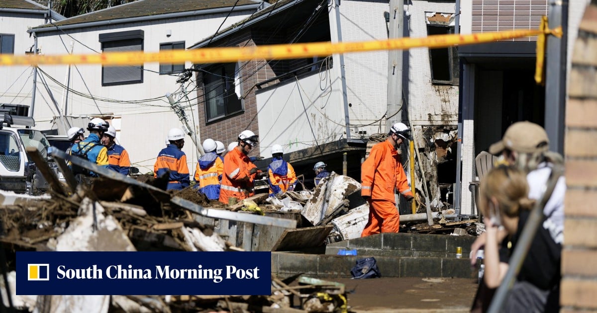 Japan begins clean-up after Typhoon Dujuan kills 4, batters east