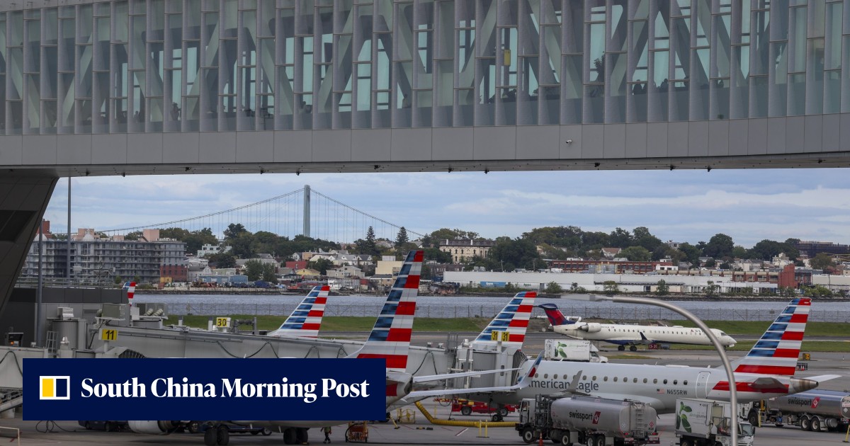 Thousands of US flights snarled before FAA resolves communications problem