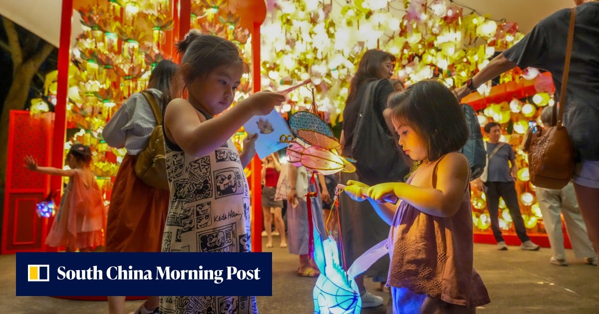 Thousands visit Victoria Park for Mid-Autumn global showcase of lanterns