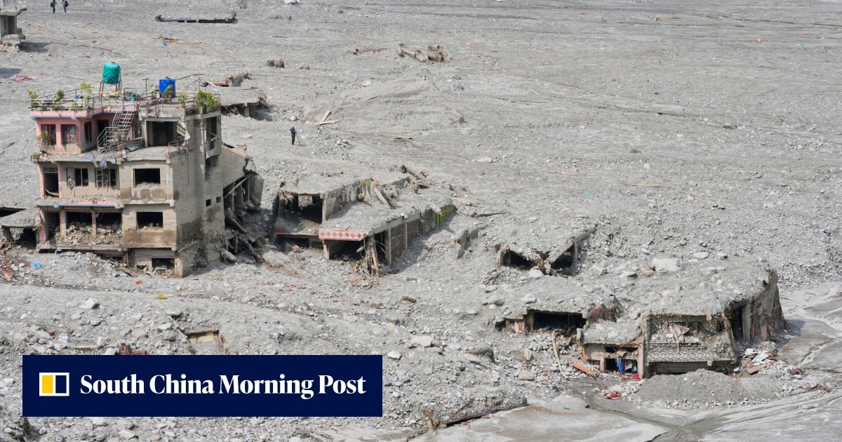 Flood-ravaged Nepal pushes for climate deal with India, China