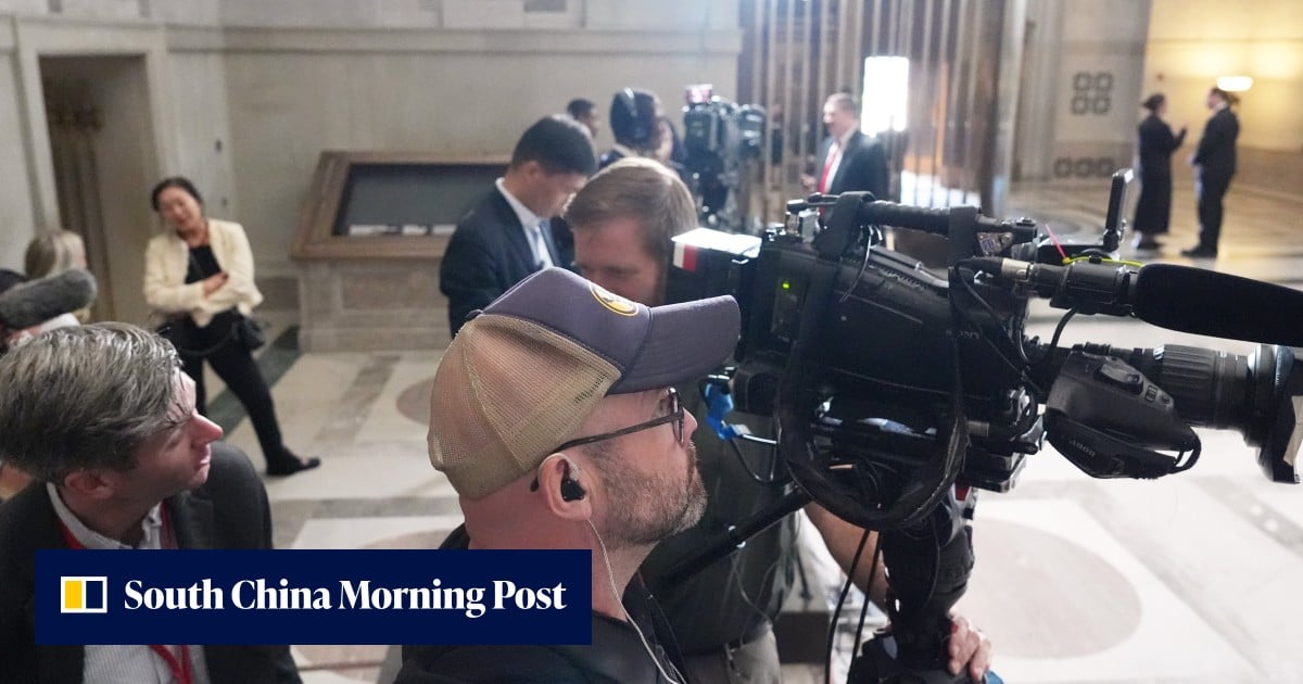 CNN blocked from Trump’s trip as White House signals new media curb