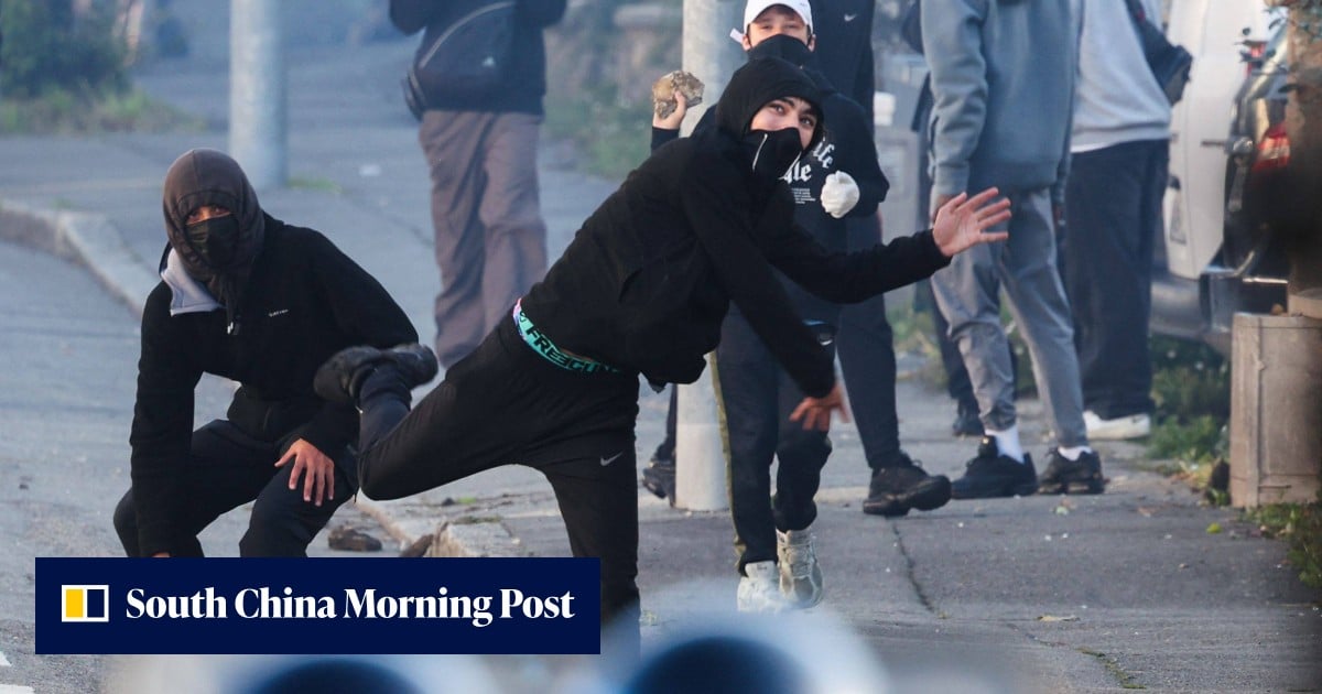 Hundreds of French high schools shut as new violence erupts