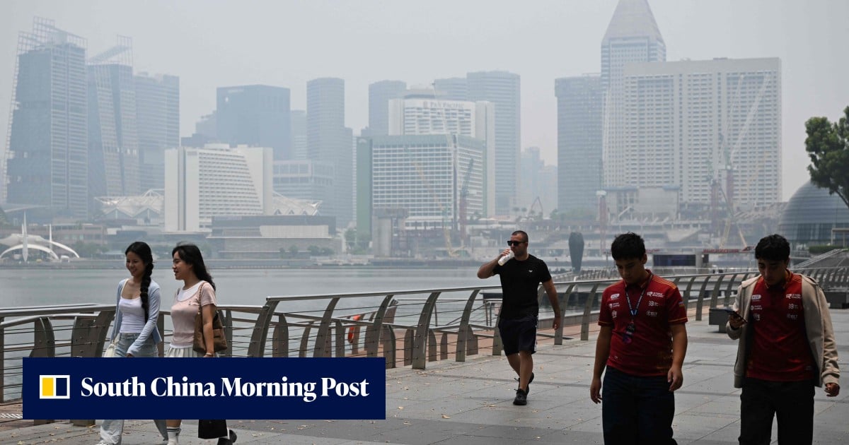 Photo: South China Morning Post Singapore haze 24-hour PSI remains in unhealthy range islandwide