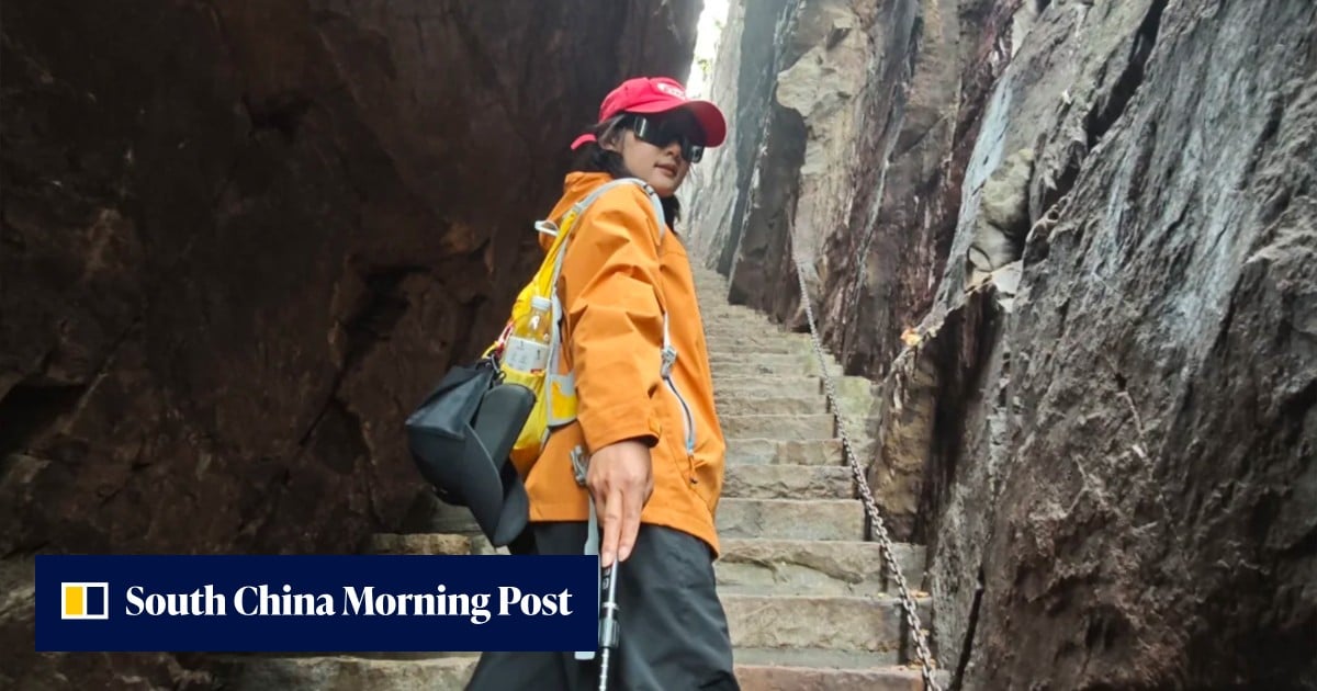 ‘Special-forces’ travel: Chinese woman wins admiration after climbing 5 famous peaks in 5 days